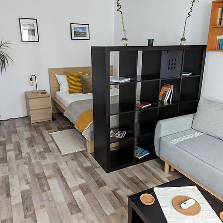 Sebastian Studio Apartment Bukarest Eksteriør billede