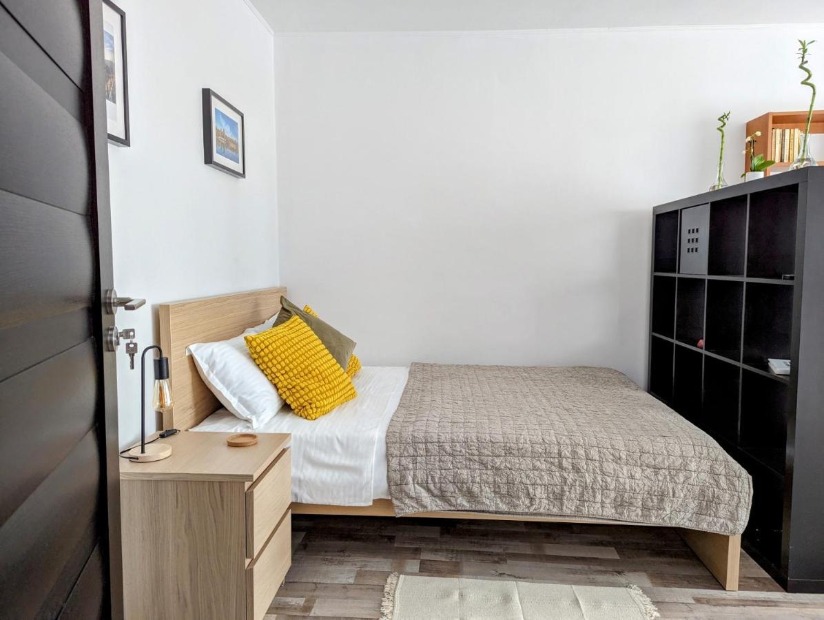 Sebastian Studio Apartment Bukarest Eksteriør billede