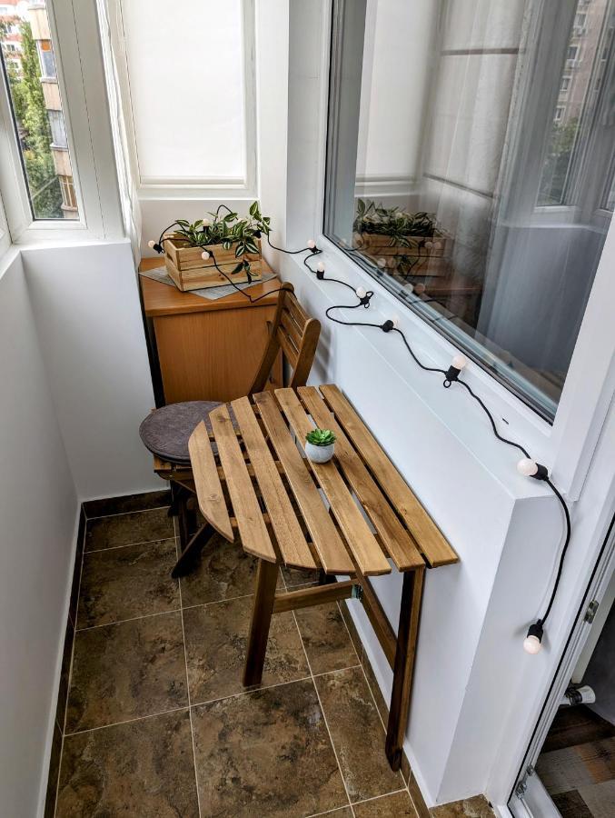 Sebastian Studio Apartment Bukarest Eksteriør billede